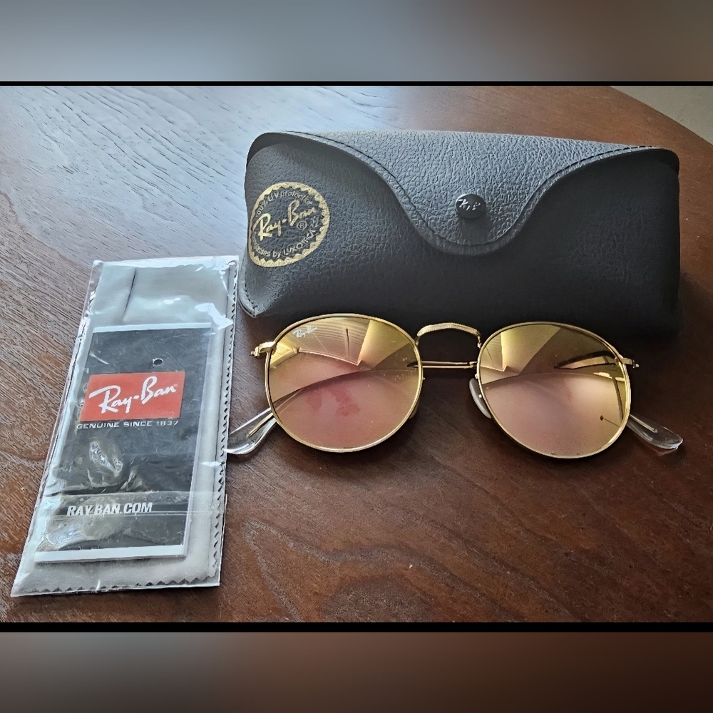 Ray-Ban RB3447 Round Metal Sunglassss